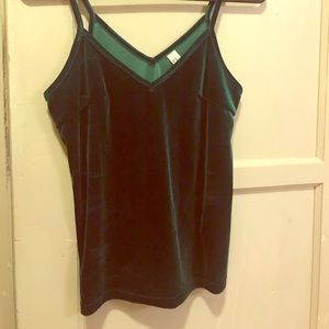 Green velvet tank top || XS